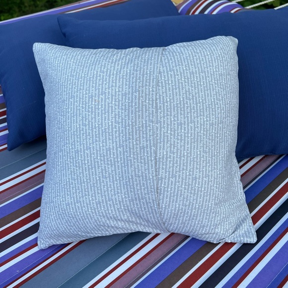 Handcrafted Throw / accent Pillow Cover - Picture 4 of 8